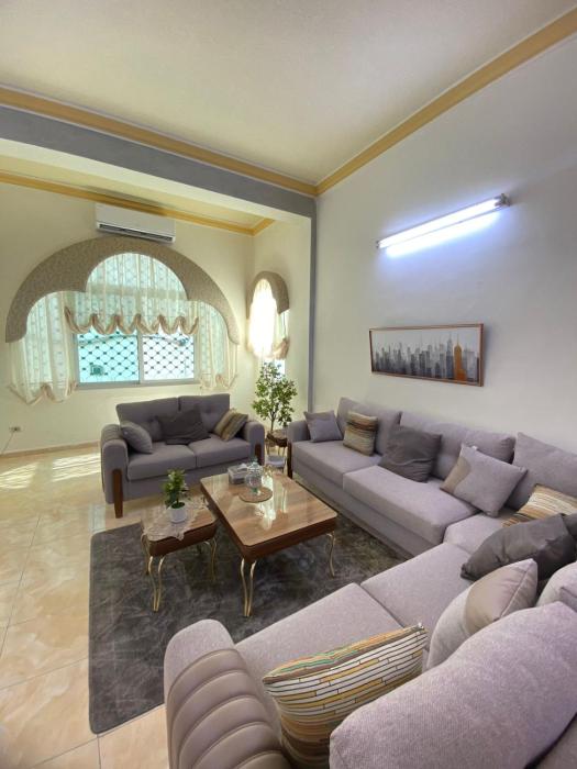 The heart of Jabal alweibdeh 2,000 SF entire apartment