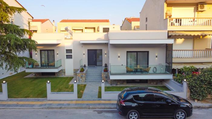 Dunes Luxury Apartments