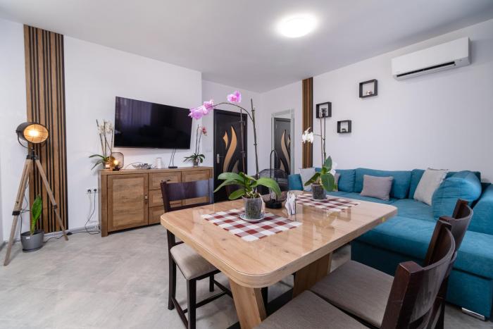 1-Bedroom apartment with Free Private parking