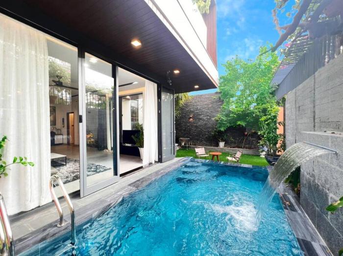 Sophia Villa 4BR - Private Pool - AC in living room