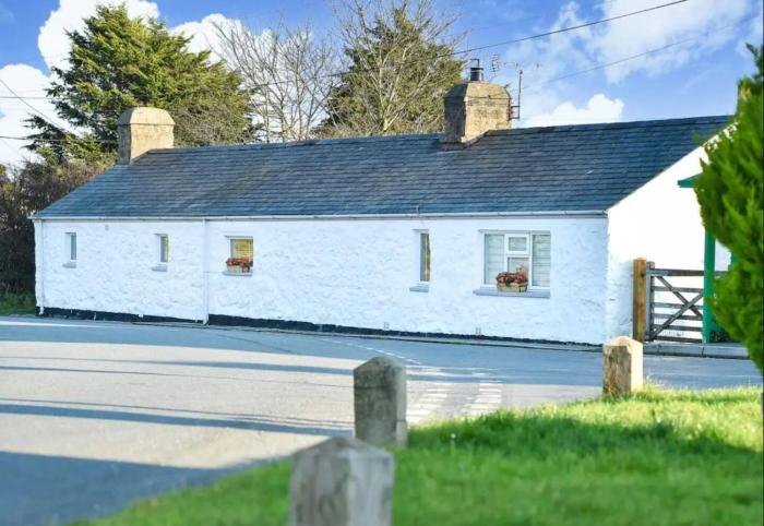 Detached cottage near to Abersoch
