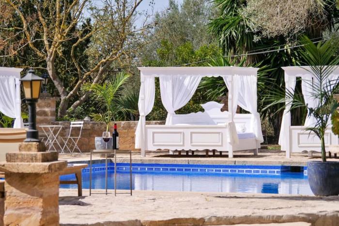 G-Caragol, Modern, ruhig,stilvoll, XXL Pool, Wifi,