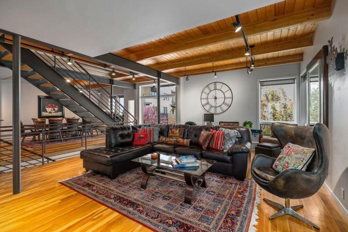 Blackhawk 2817 townhouse