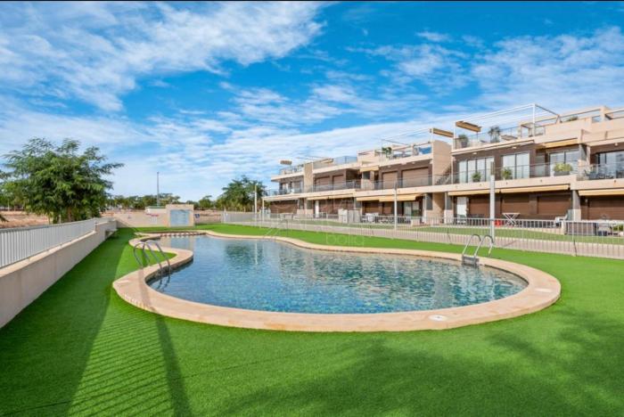 NEW LUXURY SEAVIEW ROOF Apartments