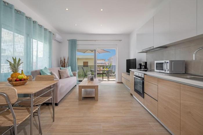 Andreas Rodos Apartment