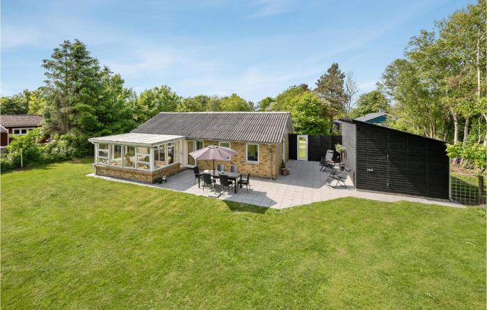 Pet Friendly Home In Tarm With Wifi