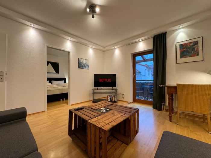 Gemütliche 2-Zimmer-Wohnung by Rabe - Innenhof, Smart-TV, Netflix