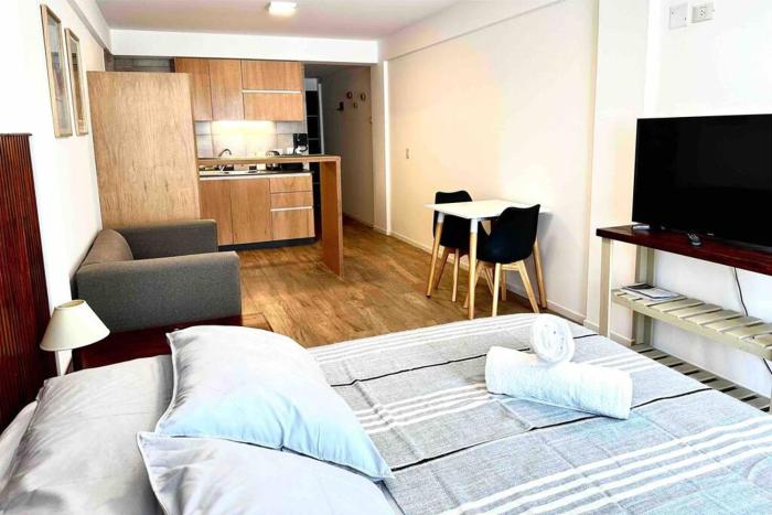 BlackBird Bariloche Espana Lake