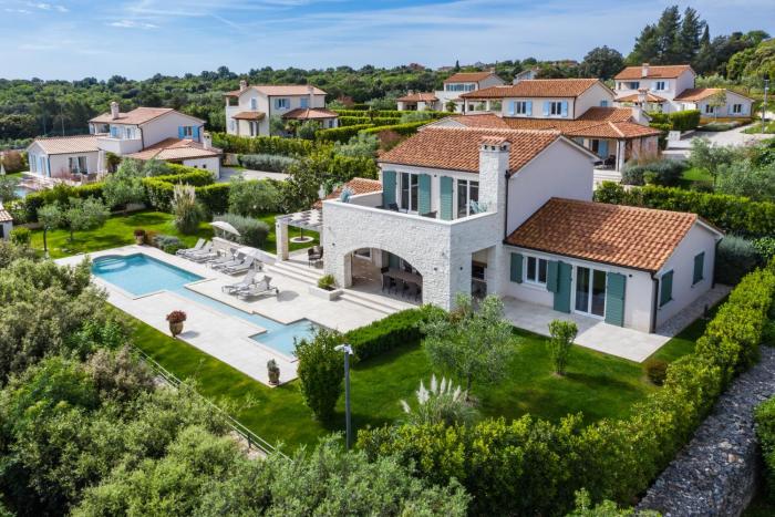 Mirana Luxury Villas