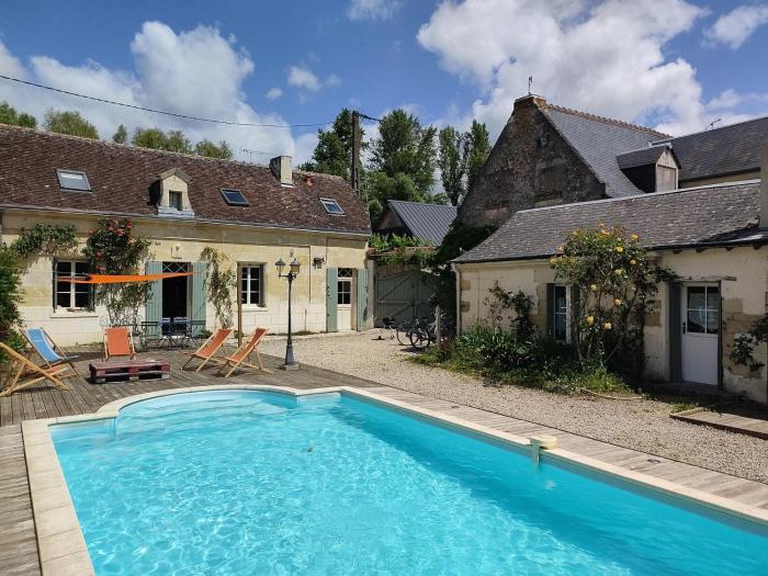 Maison au cœur des châteaux.