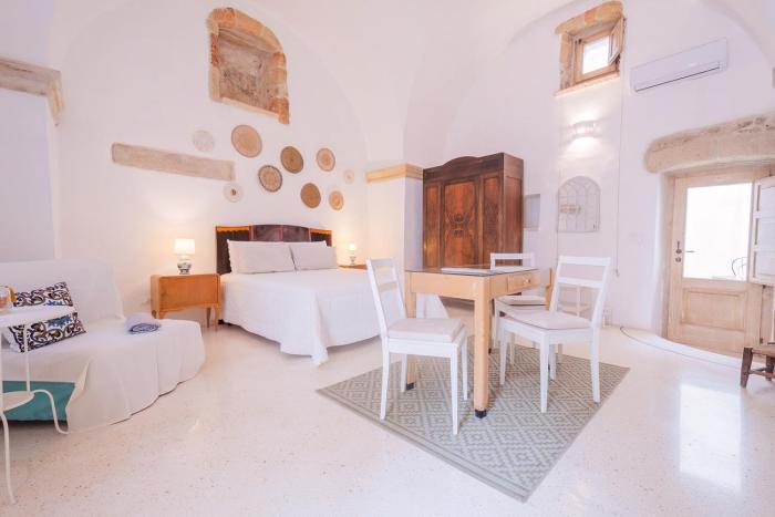 HISTORIA- Dimore Corte Chiesa