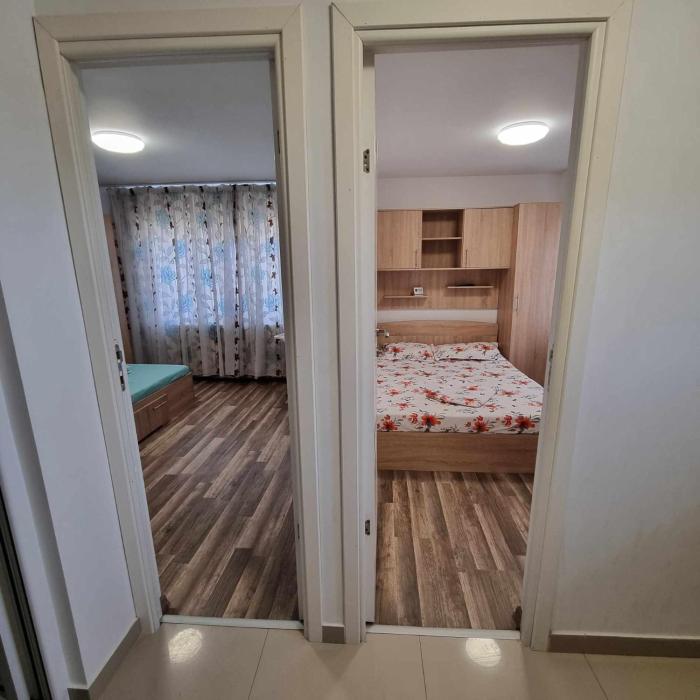 Apartament Madalina cu 2 dormitoare si vedere spre Dunare