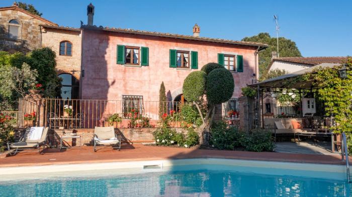 Villa with swimming pool in San Gimignano