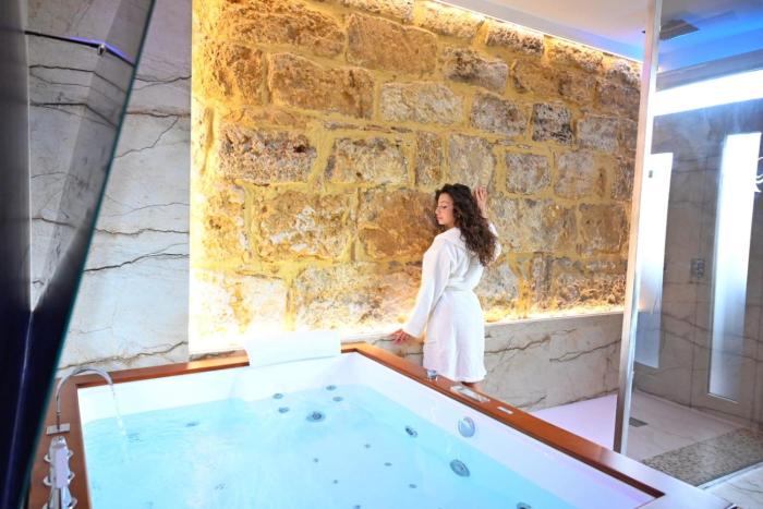 Raquel suite and SPA