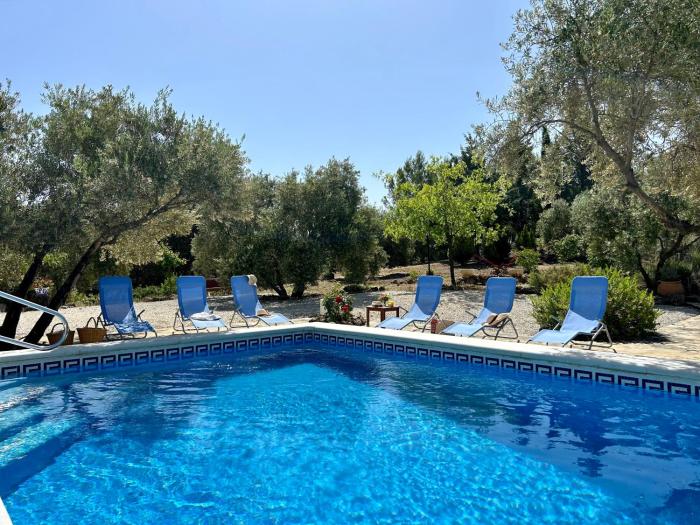 Casa de Campo La Mejorana Refugio entre olivos sin renunciar al confort