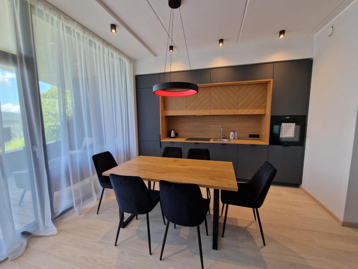 Kesklinna apartment 2 magamistoa ja tasuta parklakohaga garaažis