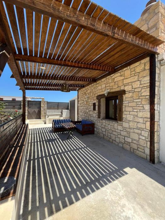 Elenis country house