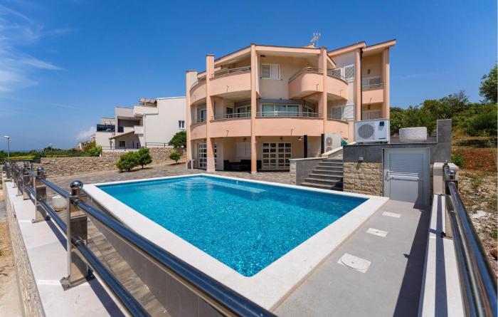 Lovely Apartment In Sibenik