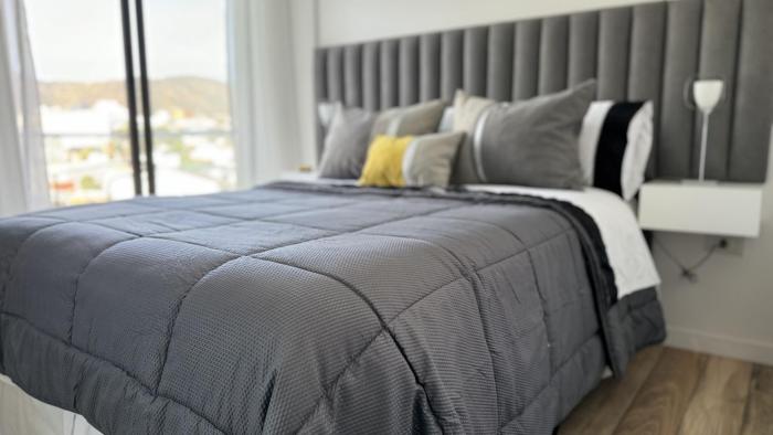 Salvatore I Deluxe con balcón, Nuevo! Exc ubicación