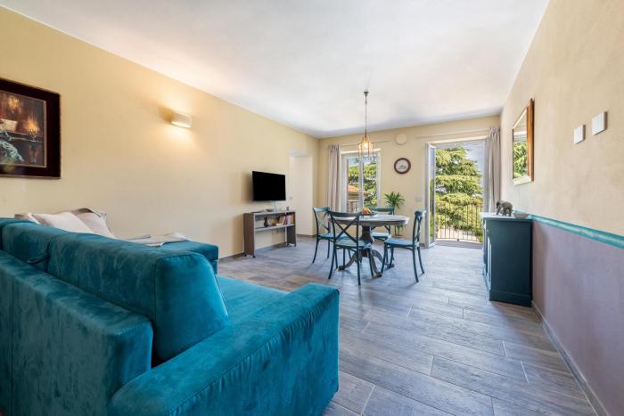 Abaye 4 Merlot - Charm Adults Only