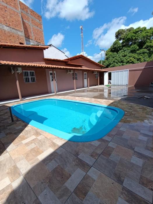 CASAS com PISCINA SENSACIONAIS NO CENTRO - Residencial Tchê