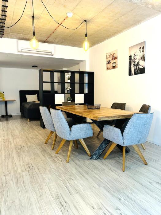 Veľkometrážny 1-izbový apartmán