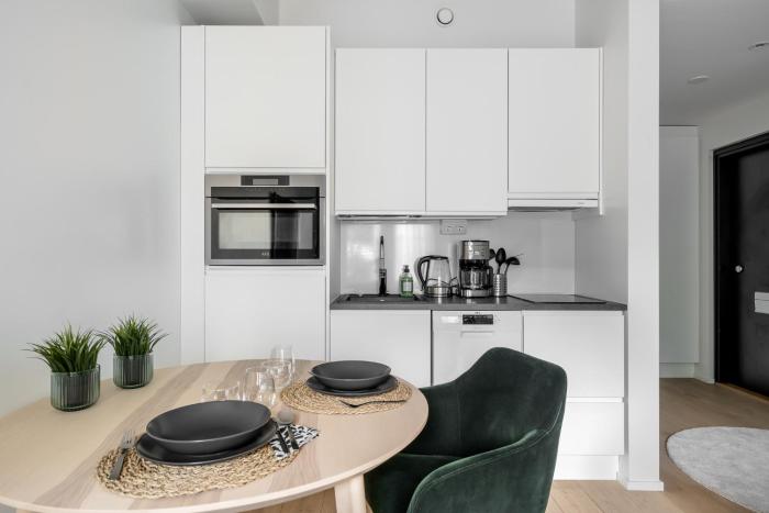 Upea yksiö joen läheisyydessä