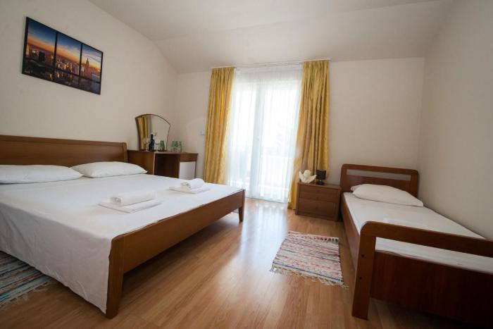 airport rooms Manufaktura