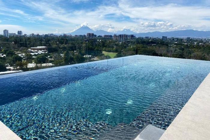 DN3A Spacious apartment in Cayalá with pool