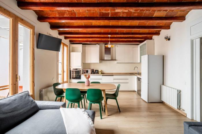 The Collection Barcelona - Huge and modern 4 bedroom apartment next to Paseo de Gracia