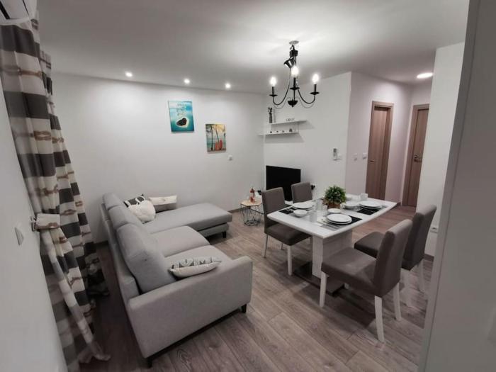 Maris apartment-Balcony with view and Free parking