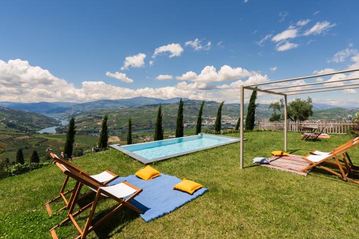 Host Wise - Casa dos Ciprestes - Pool & Vines Haven