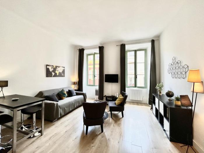 ApartHotel Riviera - Villa Massena - Grimaldi Promenade des Anglais