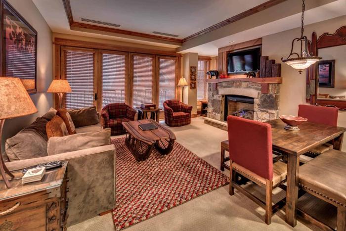 Catamount Lodge 211 by East West Hospitality