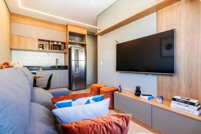 Apto Quarto e Sala Completo próx Paulista com Vaga de Garagem