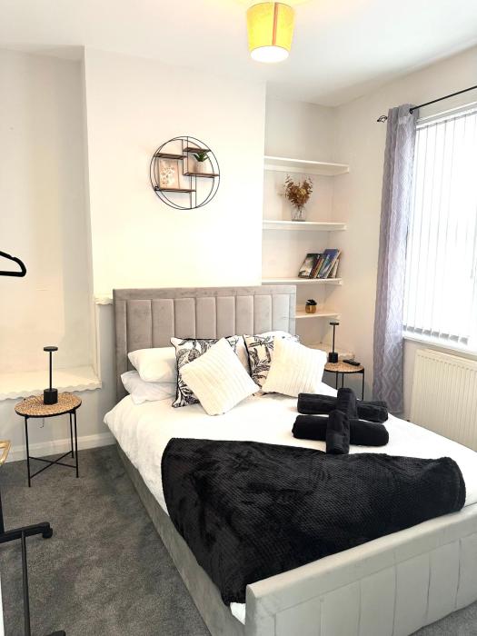 Ty Noah- Newly Refurbished Home In The Heart Of Pembrokeshire