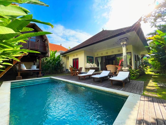 Traditional 2Br Private Pool Villa in the Heart of Canggu, Berawa