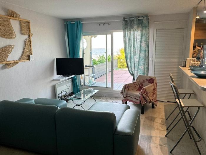 Cabourg, Appartement 3* en Bord de Mer, Accès Direct Plage, Parking - FR-1-487-371