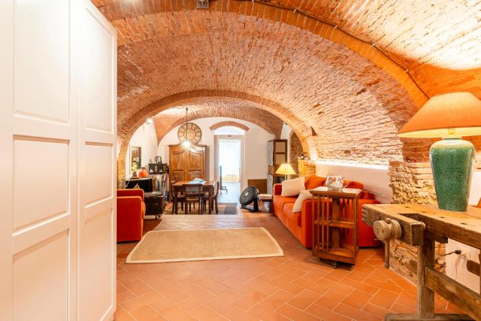 GuestHost - Livorno Central and Stylish Apartment
