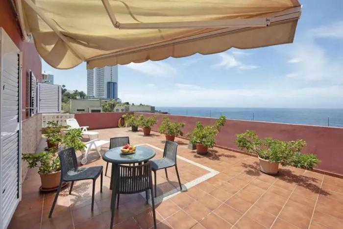 Bright apartment in Puerto de la Cruz - 90m² - Sea view