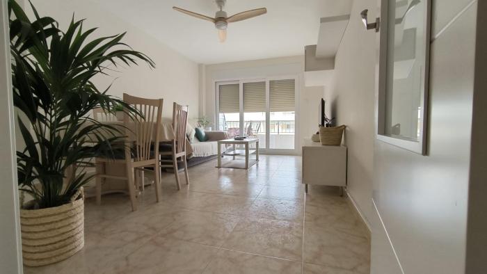 LA CULLERINA playa San Antonio con Internet Alta Velocidad Aire Acondicionado