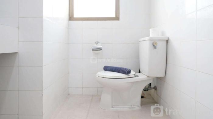 Extra Spacious and Homey 2BR at Kondominium Puncak Marina Apartment By Travelio