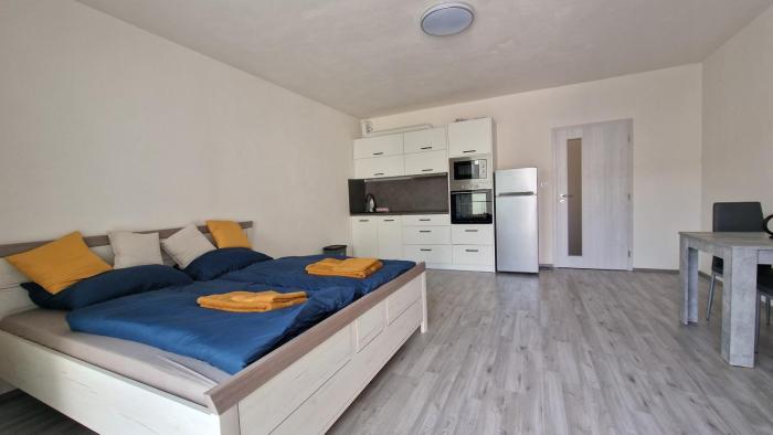 Moderní byt v centru Plzně s prostornou terasou