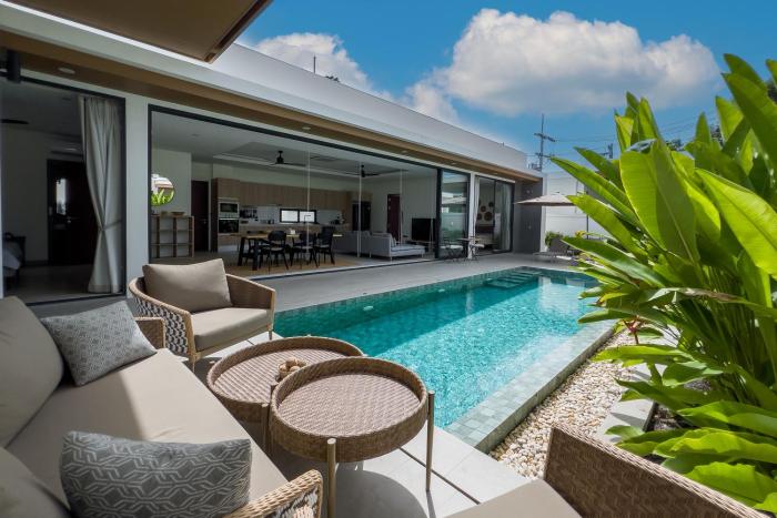 Stephanie villa by fisherman Village