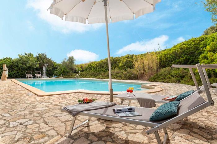 Ginestre Cottage with pool in the Nature Park of Porto Conte