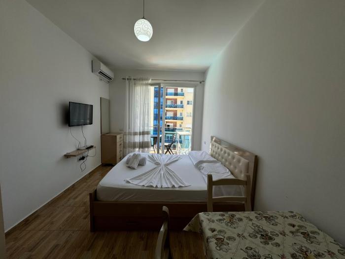 Kimza Small Apartment