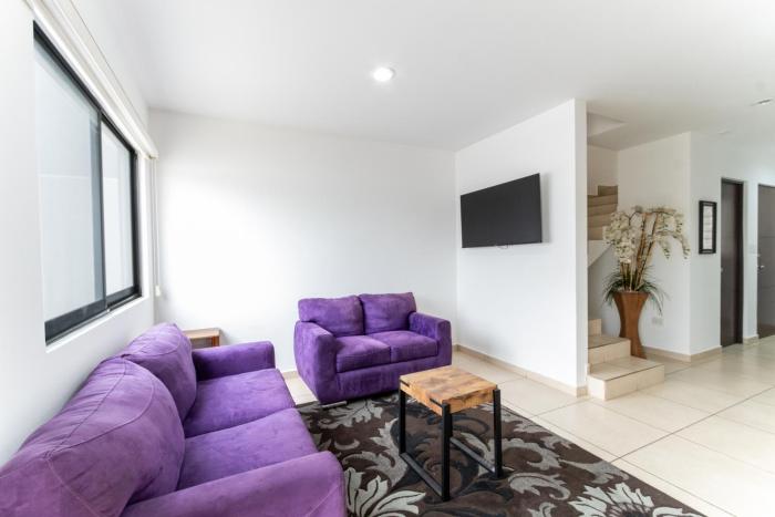 Cómoda casa en Cerritos con alberca