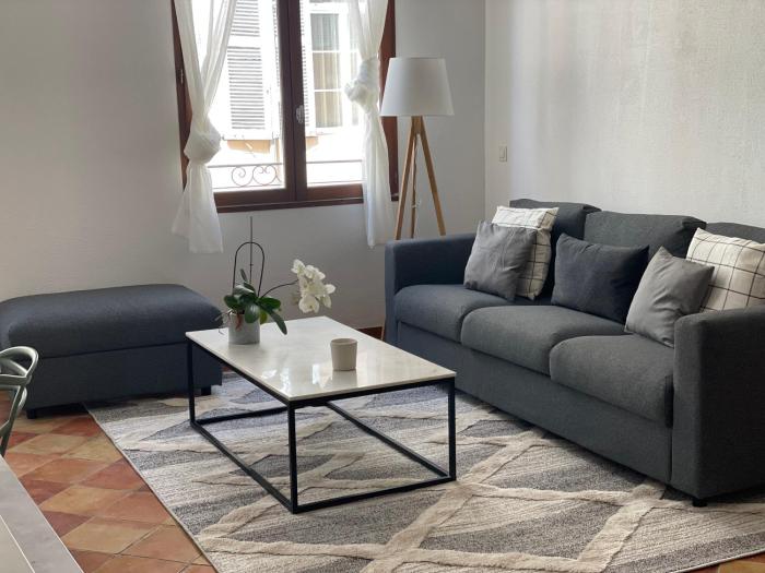 L Authentique - Un Voyage en Provence