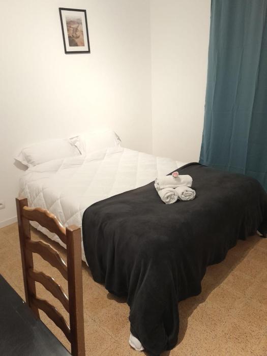 charmant studio avec balcon 2