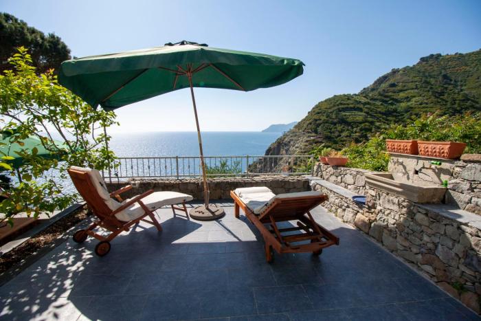 Loft Il Castello con terrazza sul mare